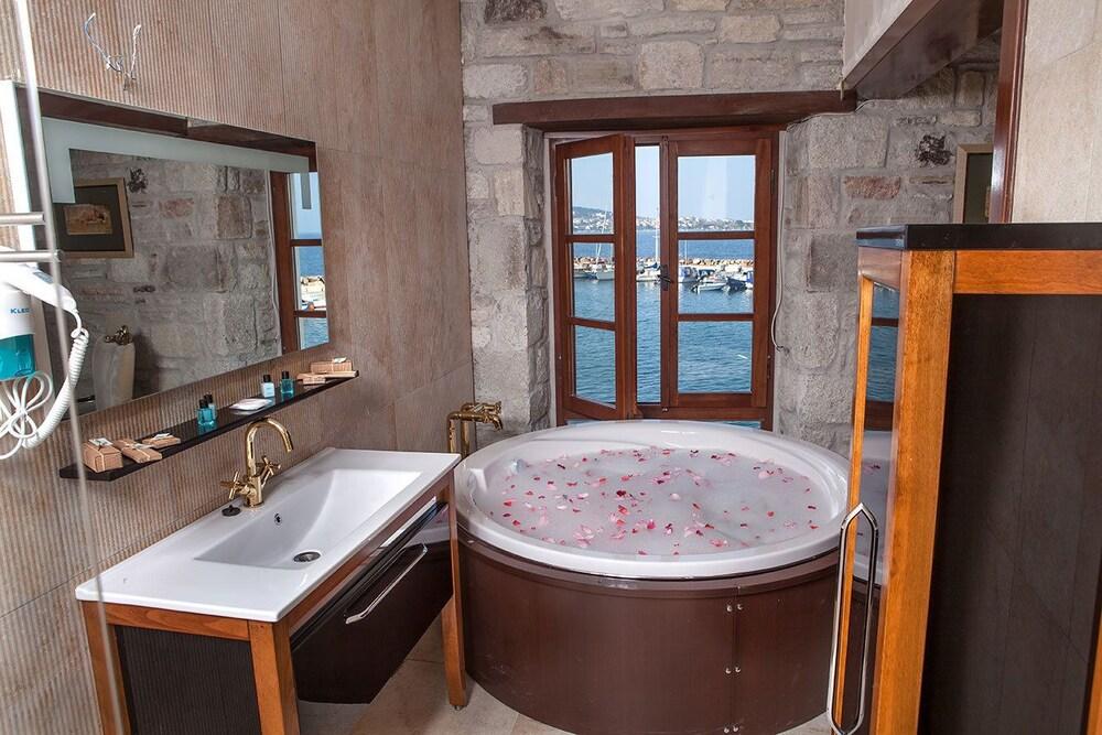 La Petra Hotel Измир Экстерьер фото